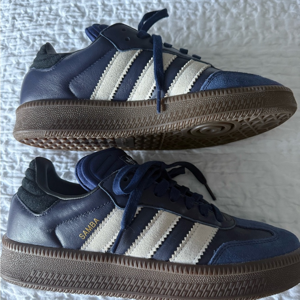 Adidas Samba Navy and White Sneakers - Picture 2 of 9